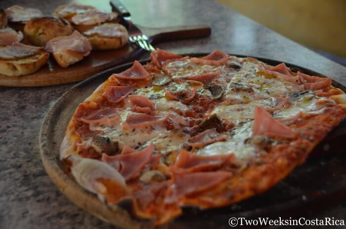Chelo's Pizzeria recommended restaurant in Montezuma, Costa Rica