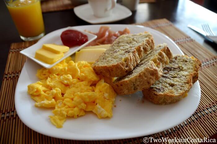 El Balcon de Cafe - A great breakfast and lunch spot in Atenas