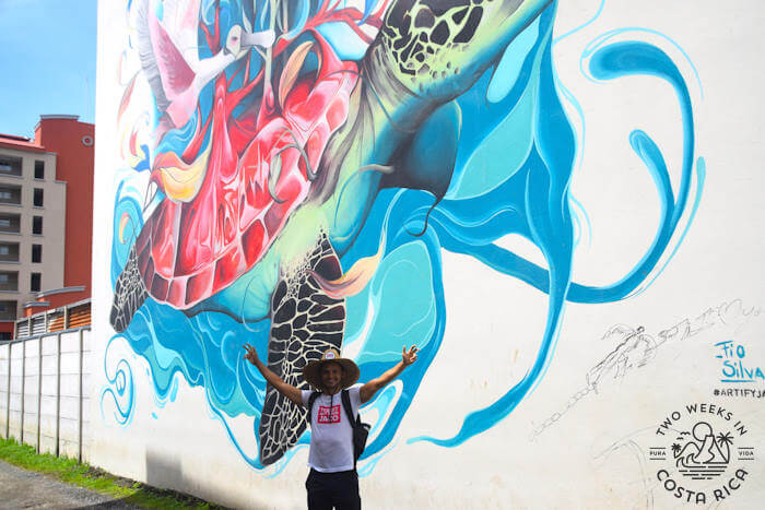 Fio Silva Art Jaco with tour guide 