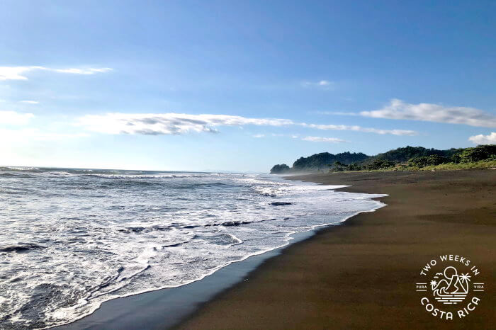 Turbulent waves at Playa Hermosa Jaco 