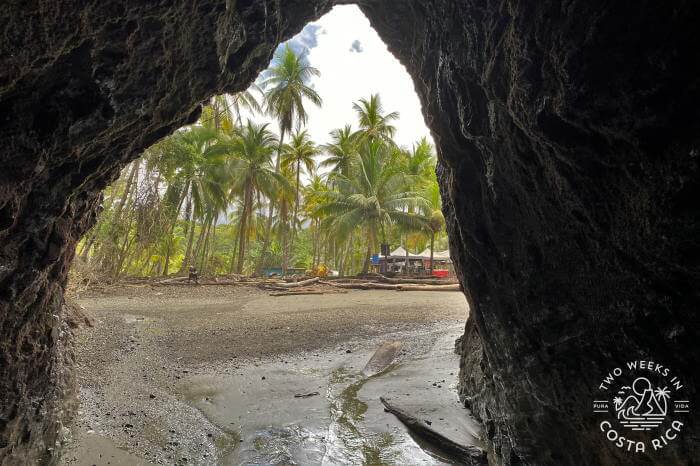 Playa Ventanas Cave