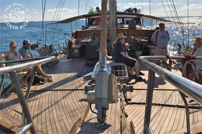 Brisas Elegante Forward Deck