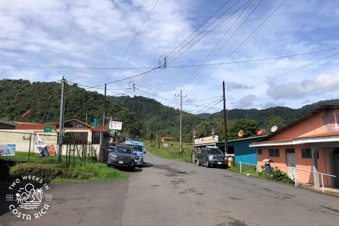 main road in bajos del toro town with a few small businesses